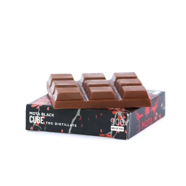 MOTA Edibles – Black Chocolate Cherry Cube – 900mg THC | Crystal Cloud 9 Canada