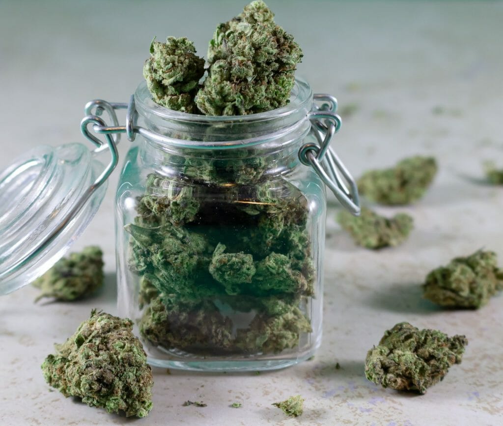 Grasslife - cannabis Dispensaries | Crystal Cloud 9 Canada