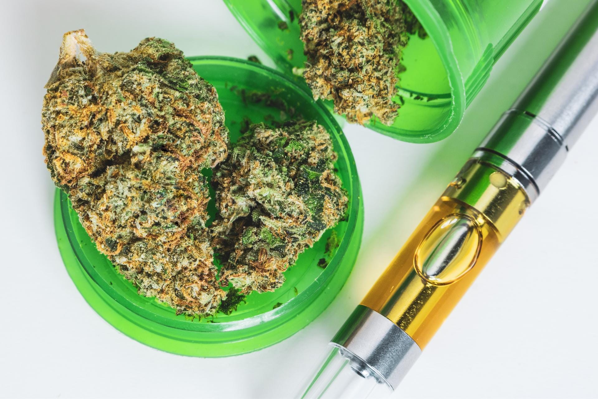 Make cannabis Easy with the Ultimate Must-Try Vape Pen | Crystal Cloud 9 Canada